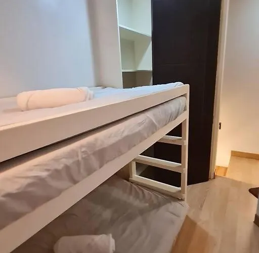 Cozy 2br In Bgc Near Golf Course - B Tb Manila