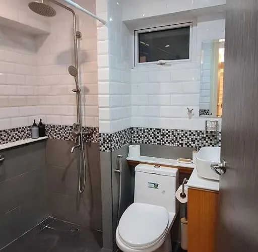 Apartment Cozy 2br In Bgc Near Golf Course - B Tb *
