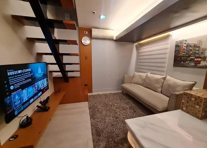 Cozy 2br In Bgc Near Golf Course - B Tb *