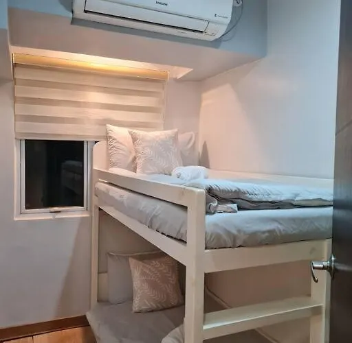 Cozy 2br In Bgc Near Golf Course - B Tb Apartment